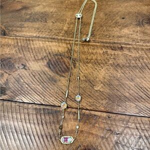 Kendra Scott necklace